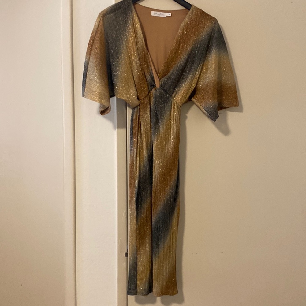 All in Favor - metallic midi dress -size Small